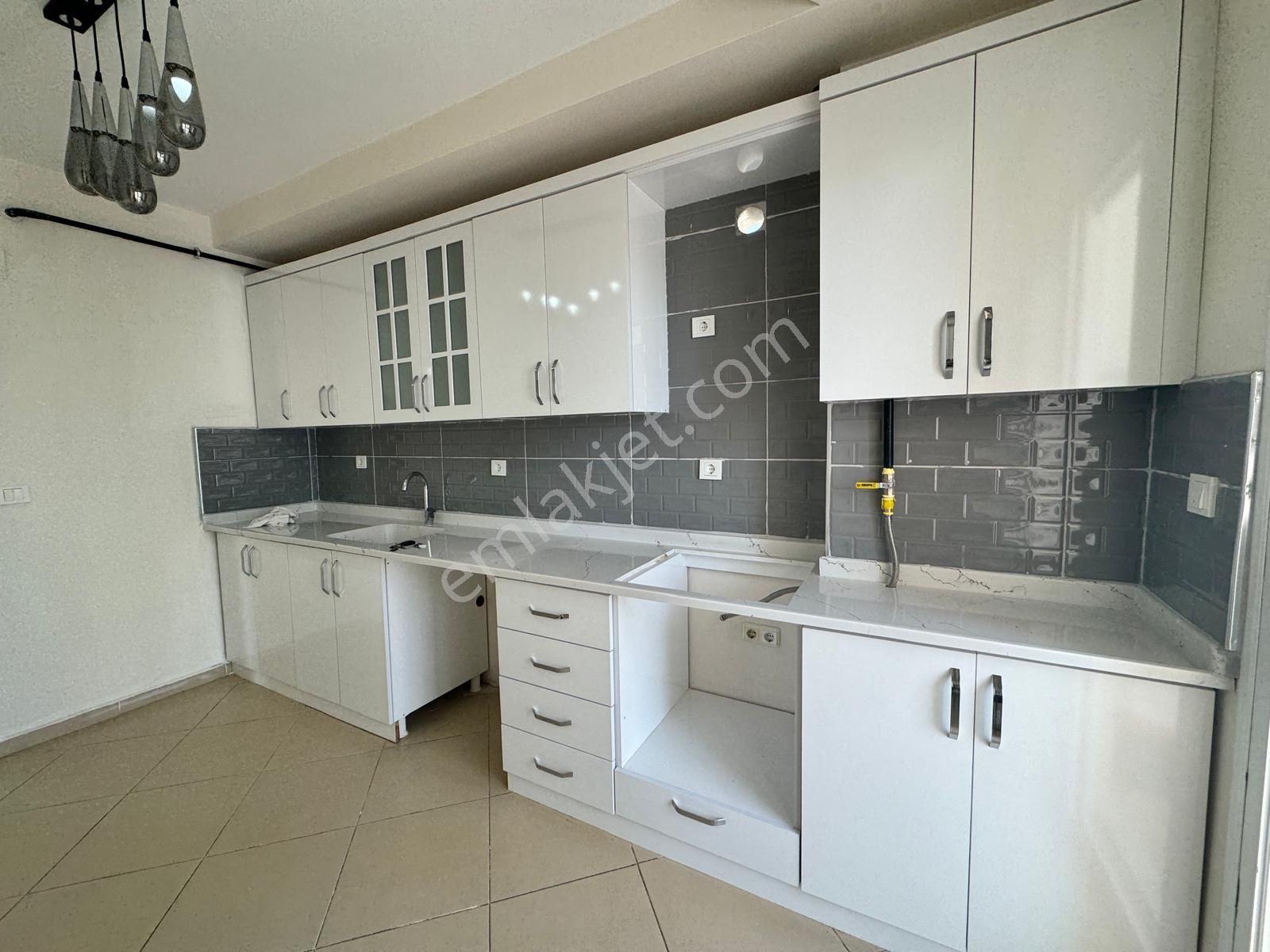 Davuttepe 75.yıl’da Satılık 3+1 Full Yapılı Daire - Görsel 12