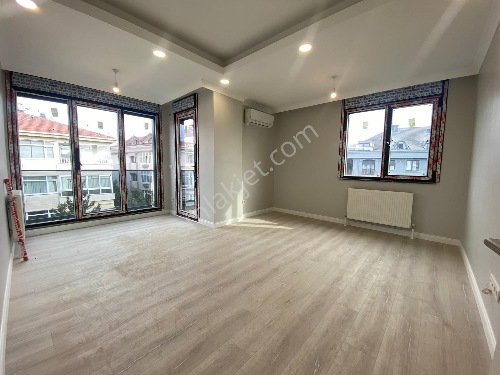 Bahçelievler Çalışlar Yakını Köşe Konumlu 5+2 Kiralık Daire - Görsel 2