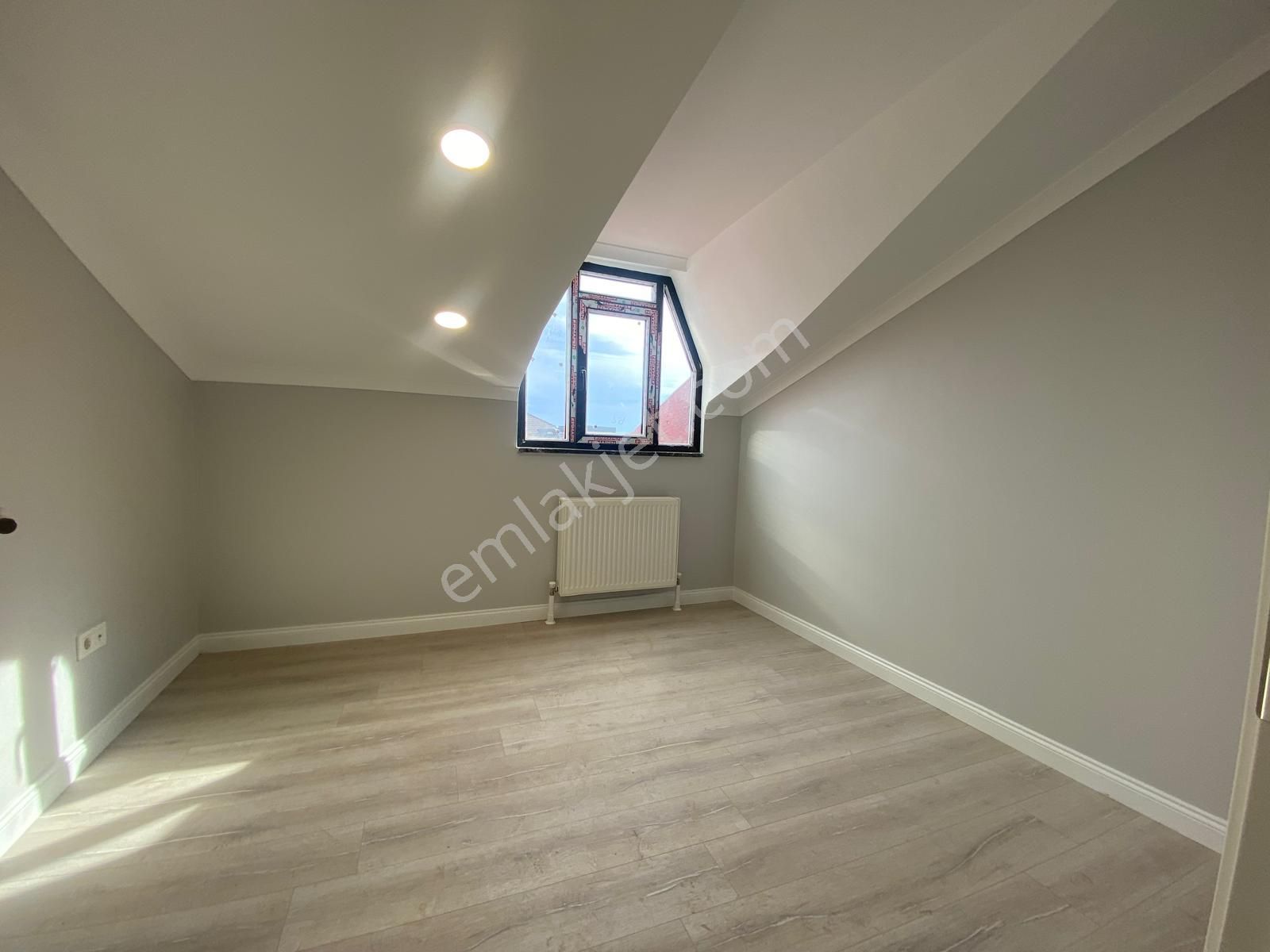 Bahçelievler Çalışlar Yakını Köşe Konumlu 5+2 Kiralık Daire - Görsel 25