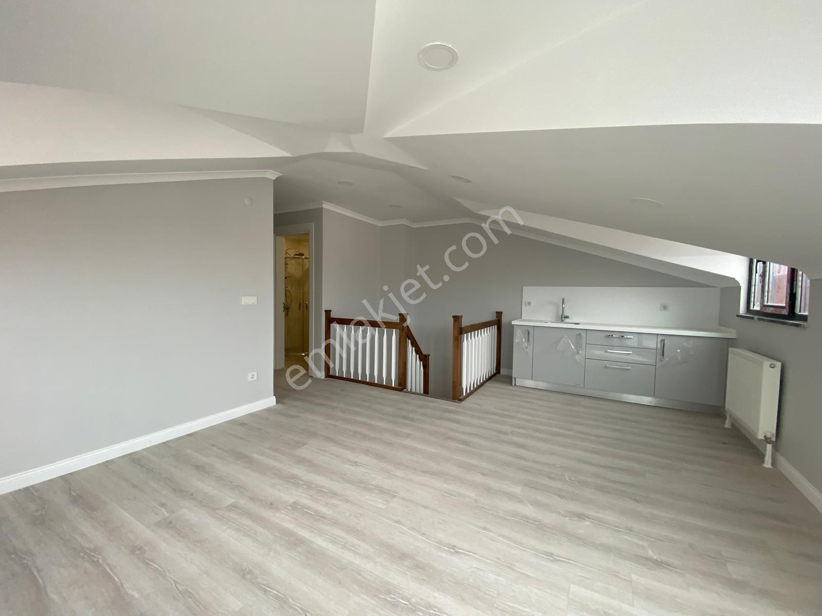 Bahçelievler Çalışlar Yakını Köşe Konumlu 5+2 Kiralık Daire - Görsel 17