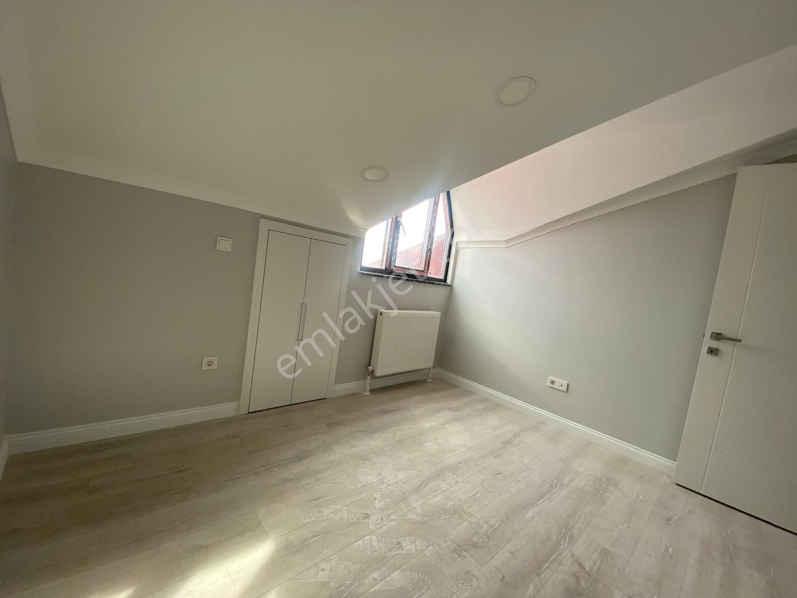 Bahçelievler Çalışlar Yakını Köşe Konumlu 5+2 Kiralık Daire - Görsel 22