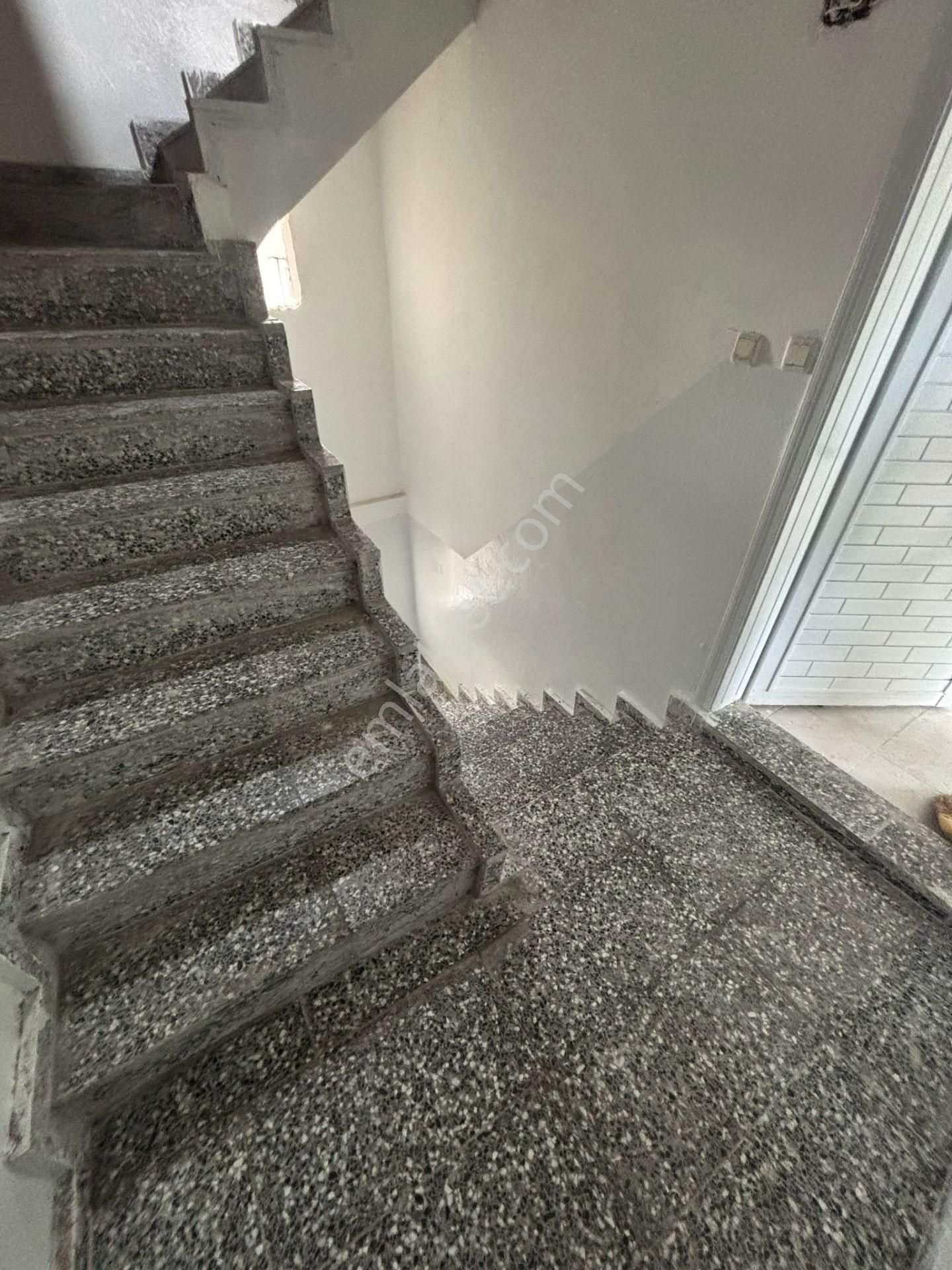 Karşıyaka Mahallesinde Dülük Caddesinde Satılık Bina - Görsel 14