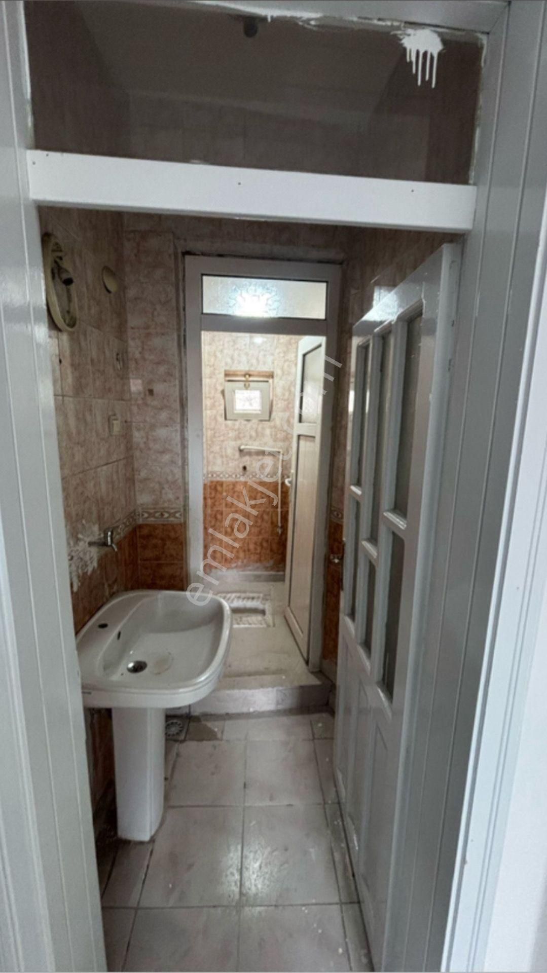 Karşıyaka Mahallesinde Dülük Caddesinde Satılık Bina - Görsel 12