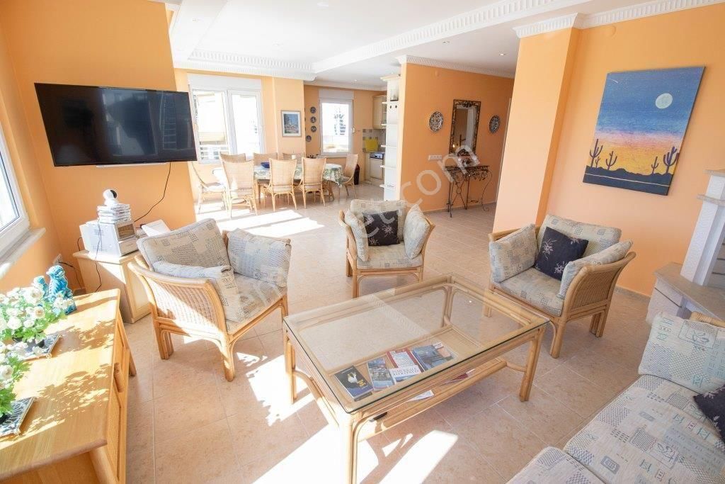 Alanya Kargıcak Mah.eşyalı Satılık 4+1 Villa - Görsel 2