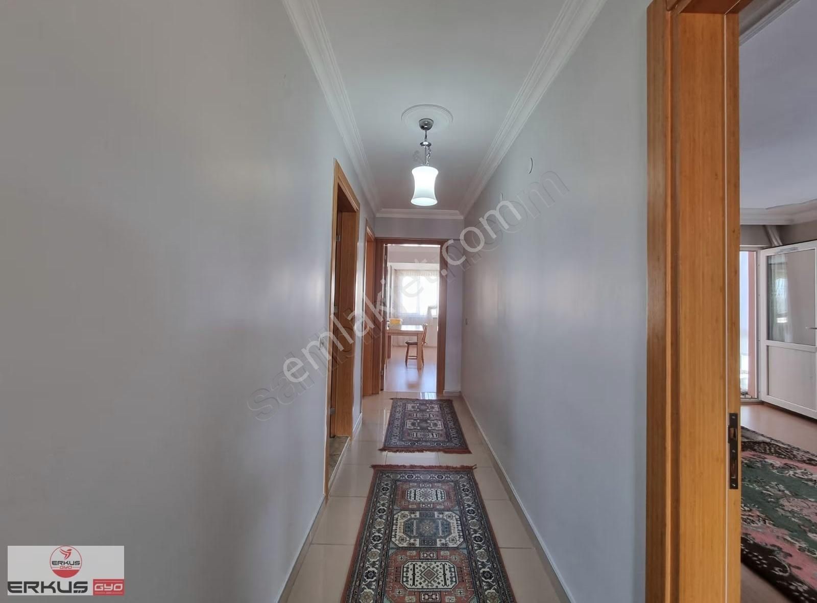 Erkuş Tan Ferhatlar Koleji Yol Üstü Harika Konumda Geniş 3+1 - Görsel 20