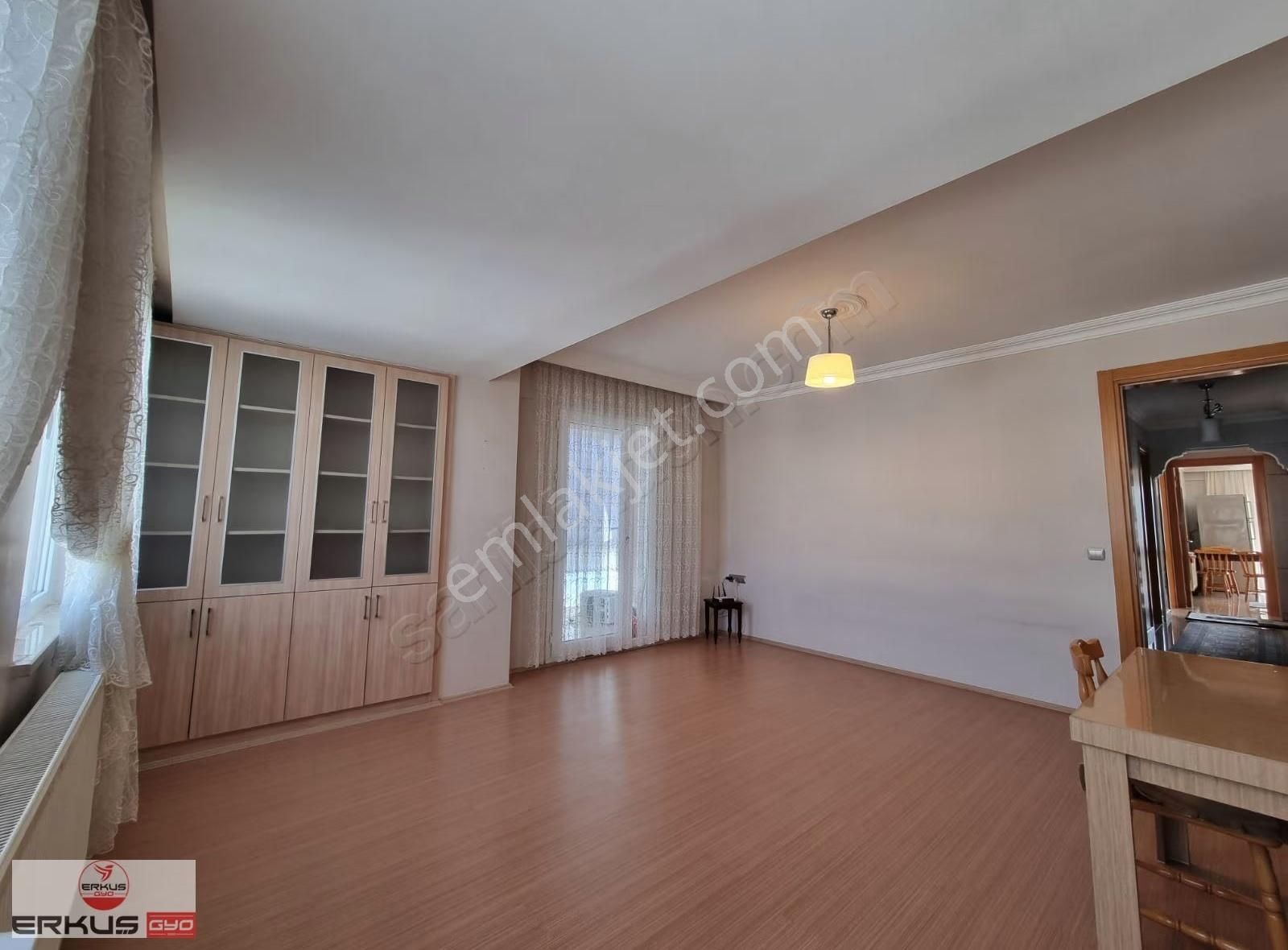 Erkuş Tan Ferhatlar Koleji Yol Üstü Harika Konumda Geniş 3+1 - Görsel 13