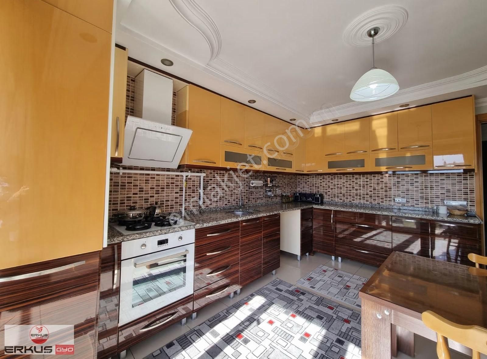 Erkuş Tan Ferhatlar Koleji Yol Üstü Harika Konumda Geniş 3+1 - Görsel 29