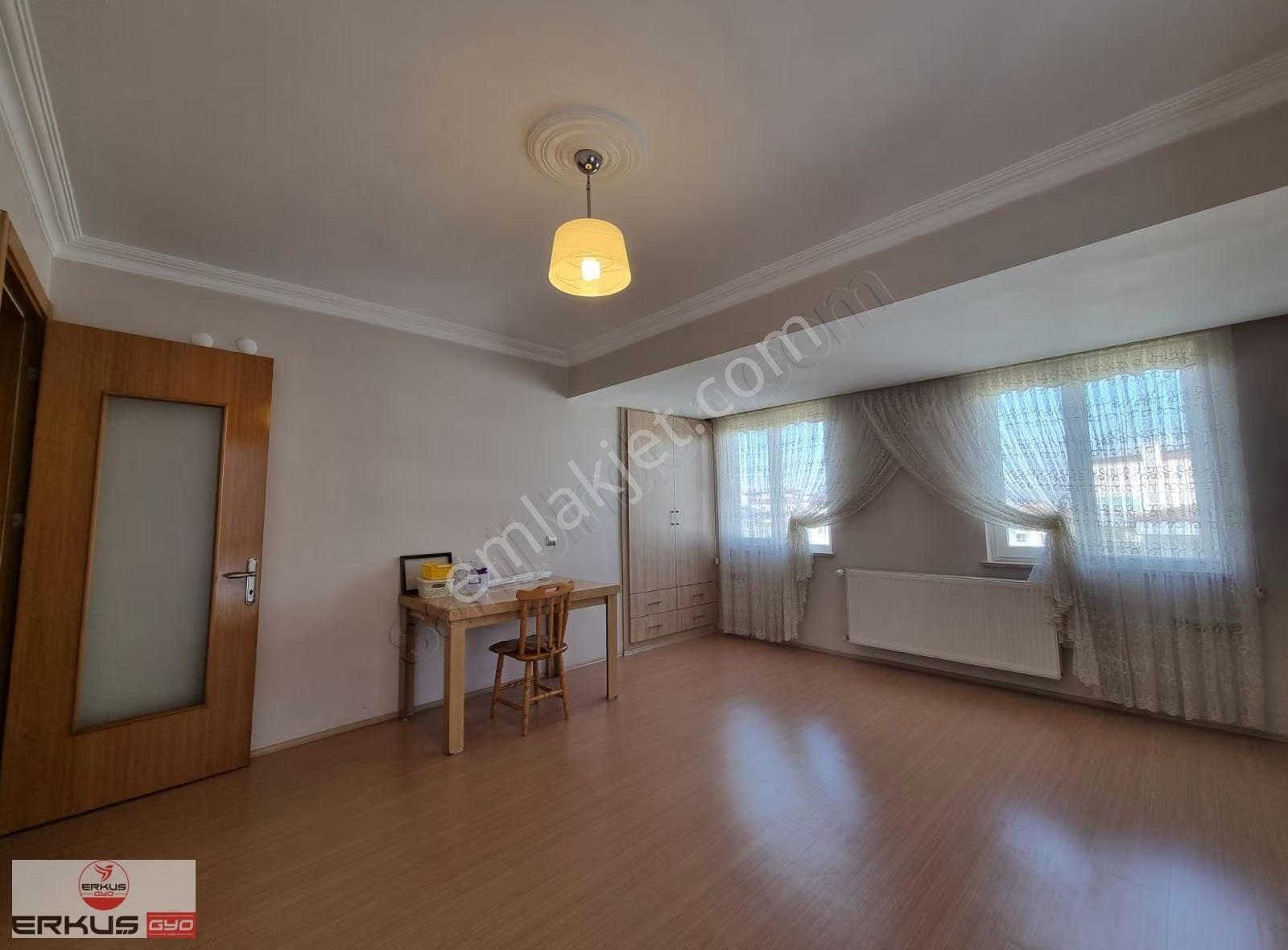 Erkuş Tan Ferhatlar Koleji Yol Üstü Harika Konumda Geniş 3+1 - Görsel 6