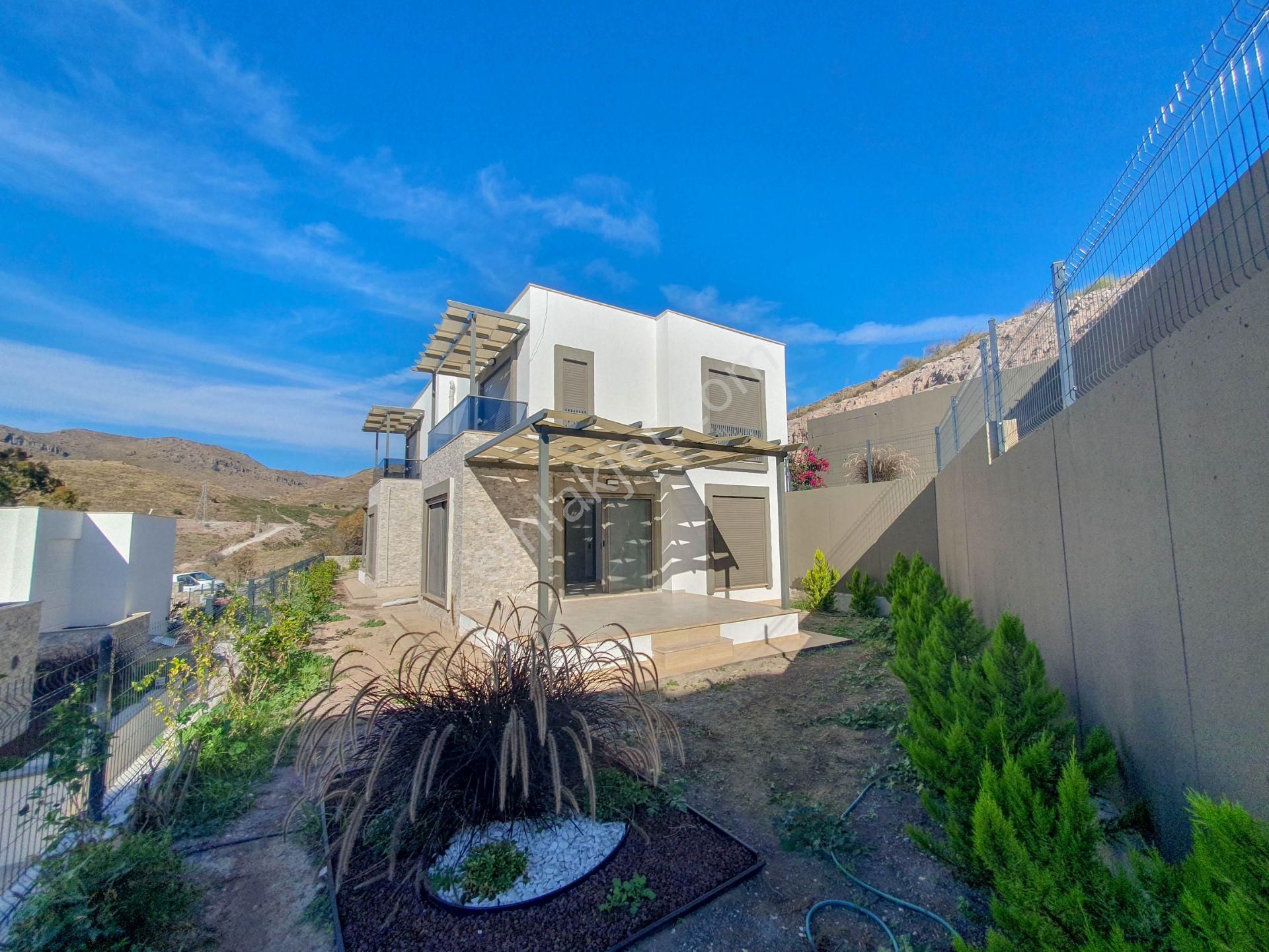 Bodrum Akyarlar'da Satılık Müstakil Bahçeli 3+1 Sıfır Villa - Görsel 4