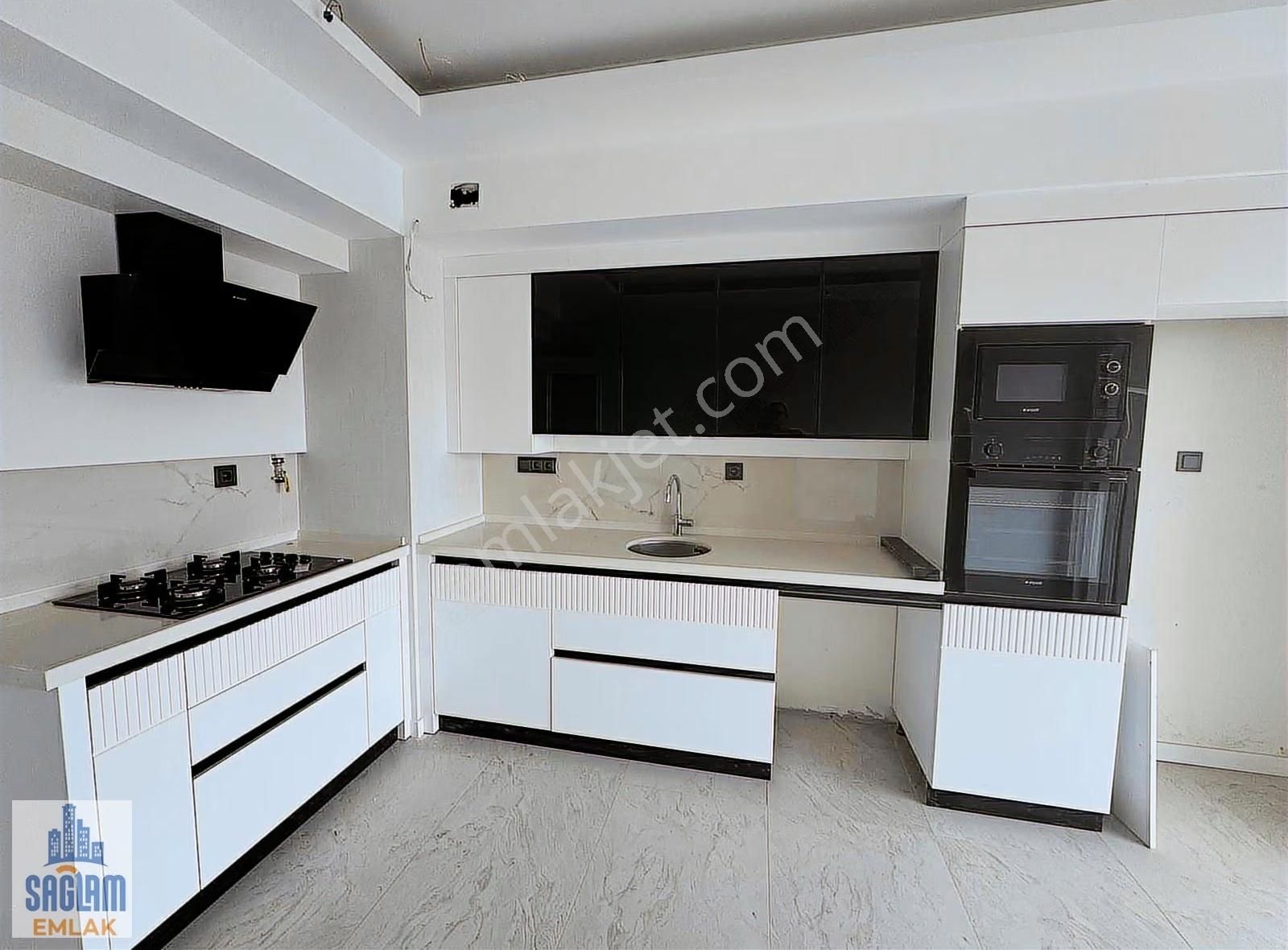 Sağlam Emlaktan Selçukluda Hastane Arkası Satılık Küks 4+1 Daire - Görsel 22