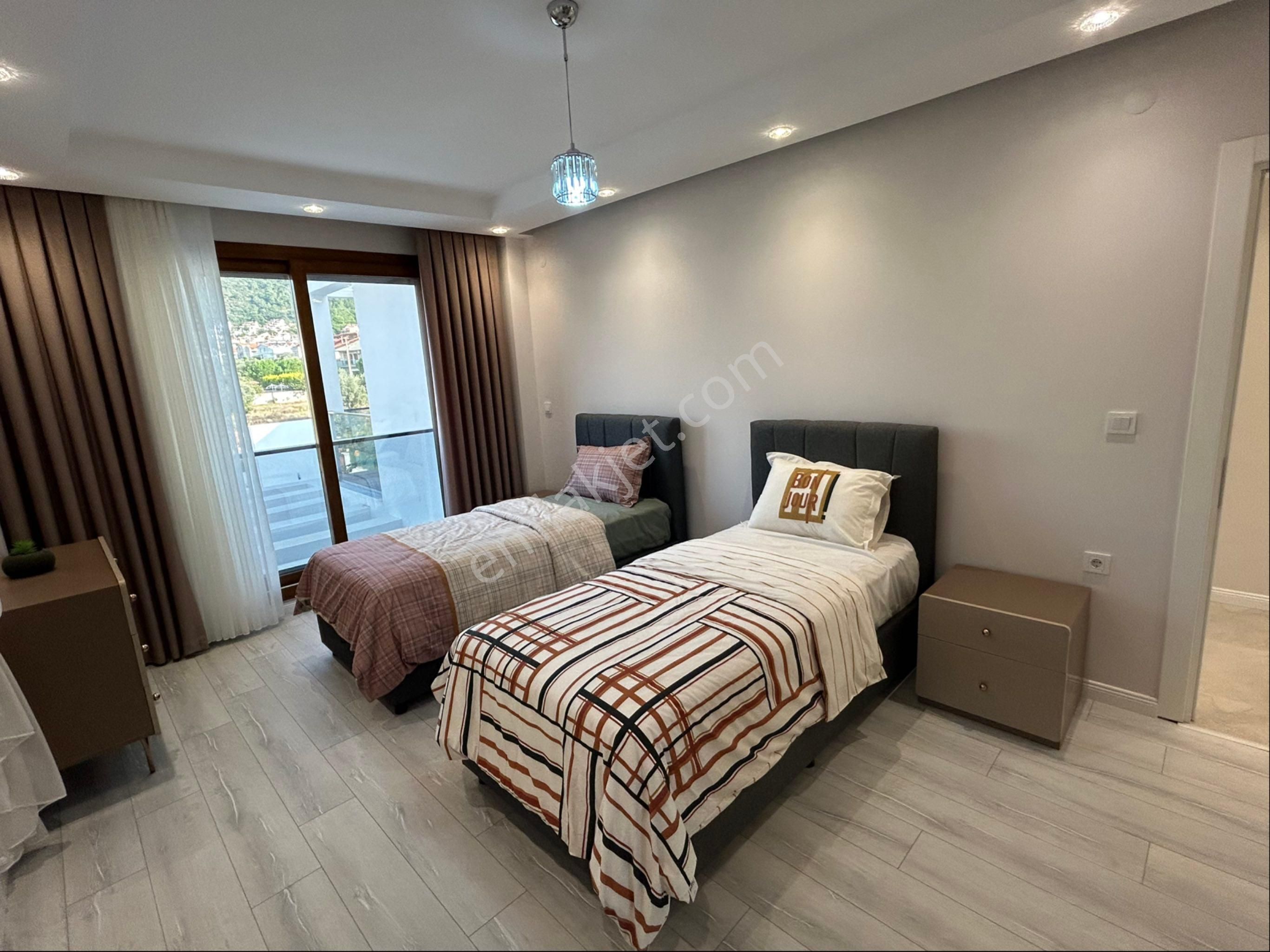 Didim Albükte Sahile Yakın Eşyalı 4+1 Lüks Villa - Görsel 23