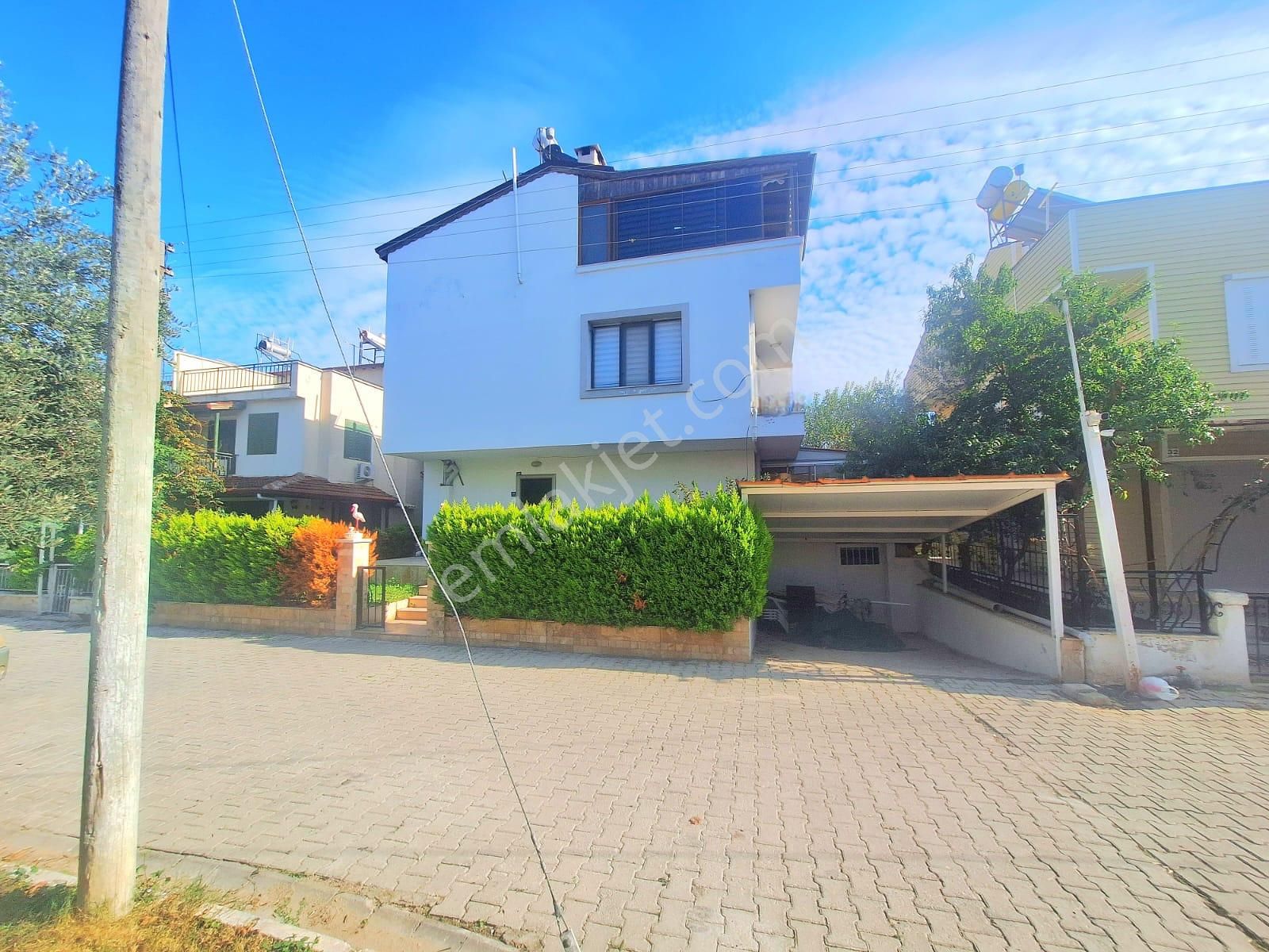 Davutlar Sahilinde 4+2 Villa – Denize 100 Metre! - Görsel 3