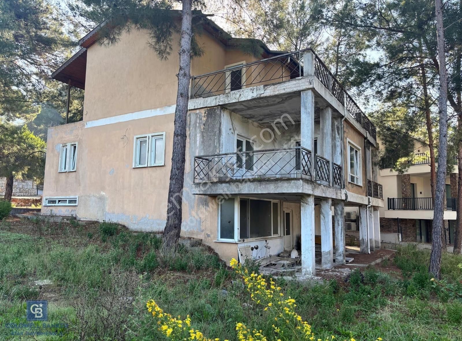 Urla Kalabakta Çamlıbel Sitesi Satılık Müstakil Villa - Görsel 17
