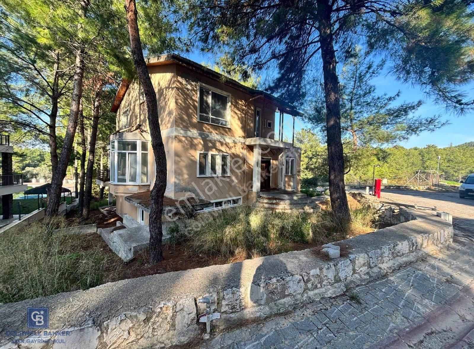 Urla Kalabakta Çamlıbel Sitesi Satılık Müstakil Villa - Görsel 11