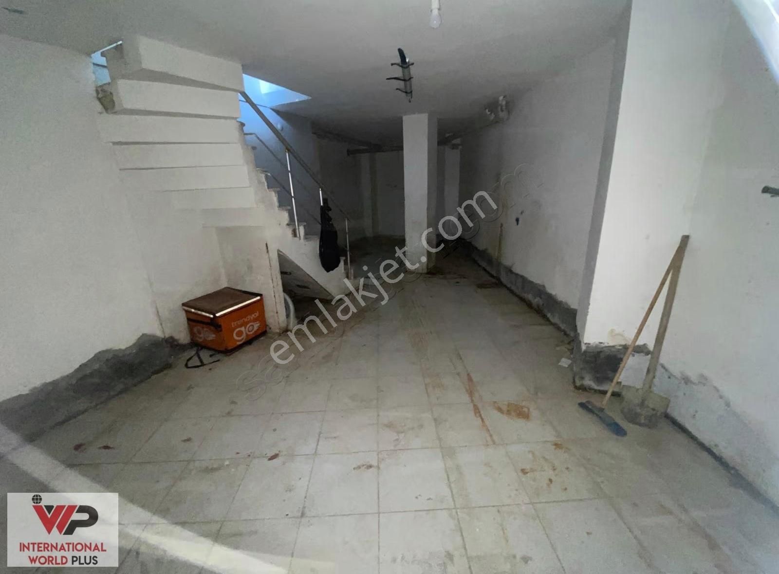 Çekmeköy'de Kiralık Dükkan - Görsel 6