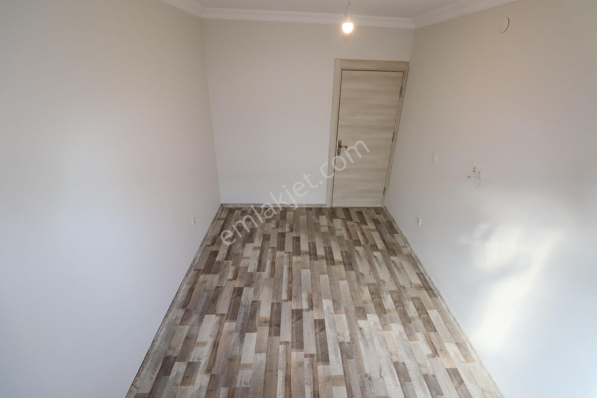 Mahmut İşler'den Altınoluk'ta Satılık Havuzlu Sıfır 2+1 Daire - Görsel 12