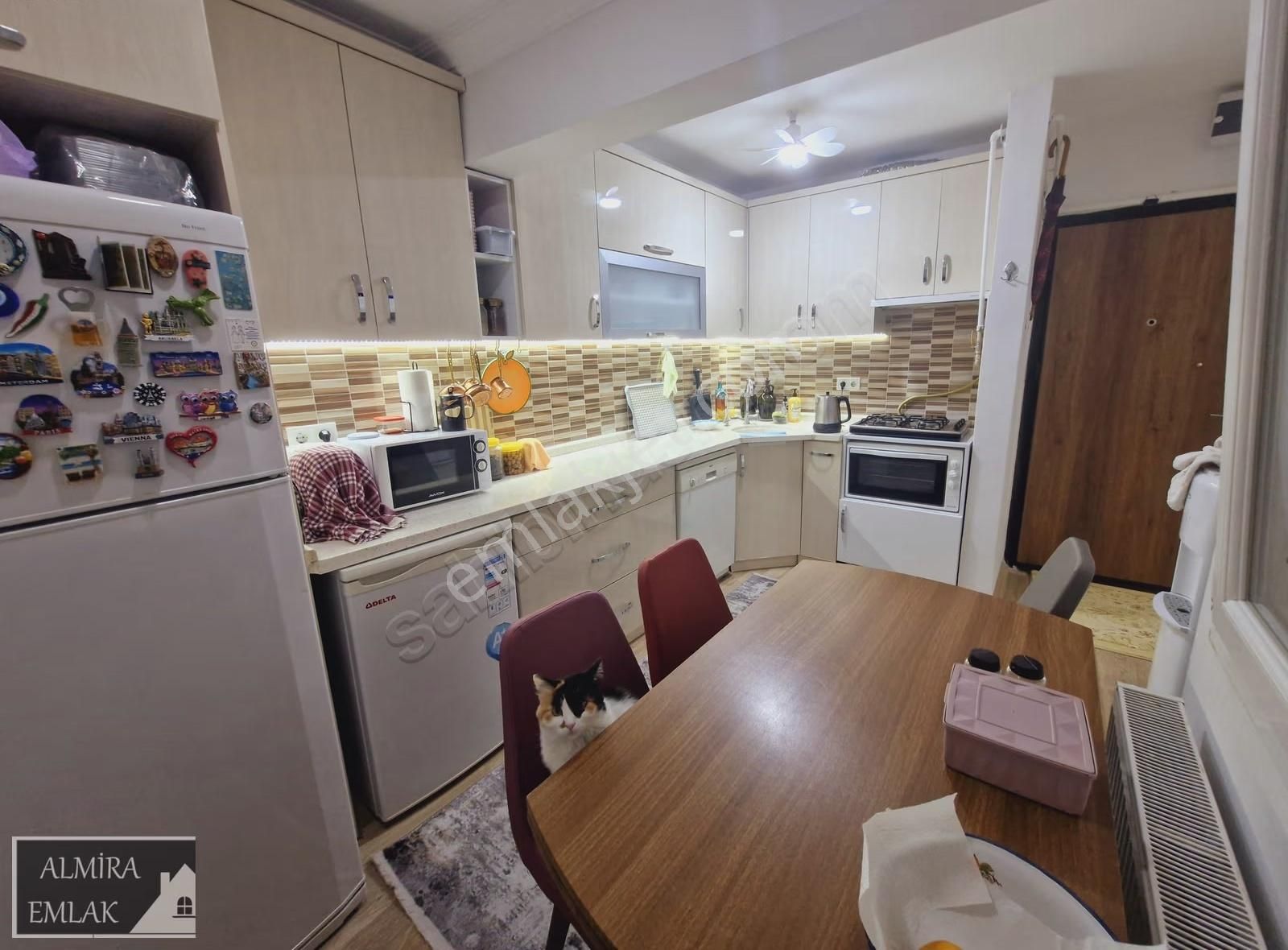 Cadde Üzeri Mero İst Yakını 2+1 90m2 Lüks Bakımlı D.gaz Bahçeli - Görsel 2