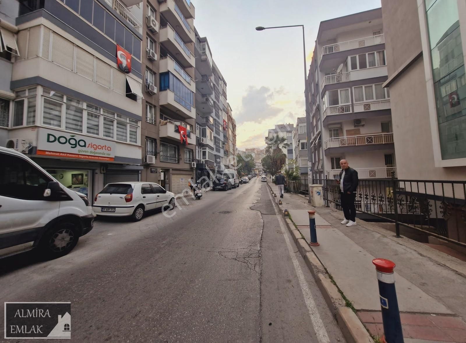 Cadde Üzeri Mero İst Yakını 2+1 90m2 Lüks Bakımlı D.gaz Bahçeli - Görsel 33