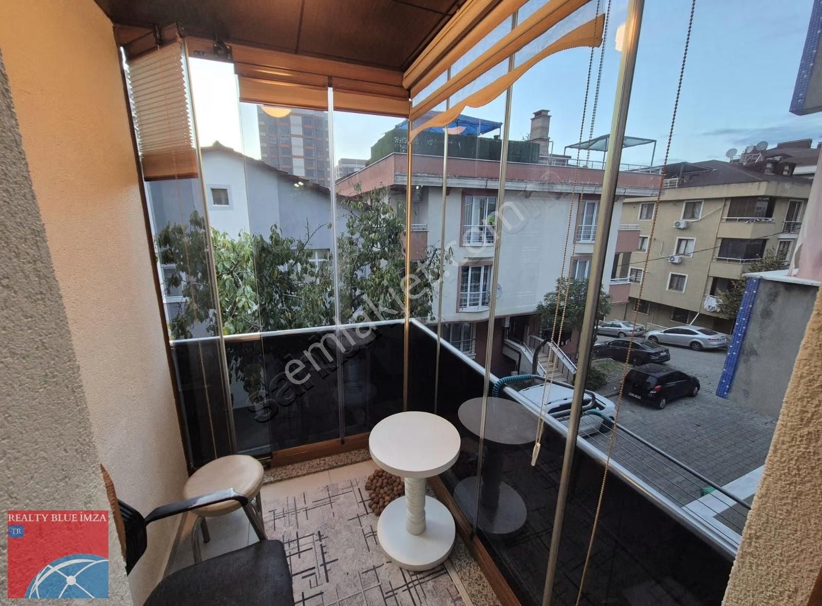 Çekmeköy M. Akif Mahallesinde 3+1 Geniş Satılık Daire - Görsel 2