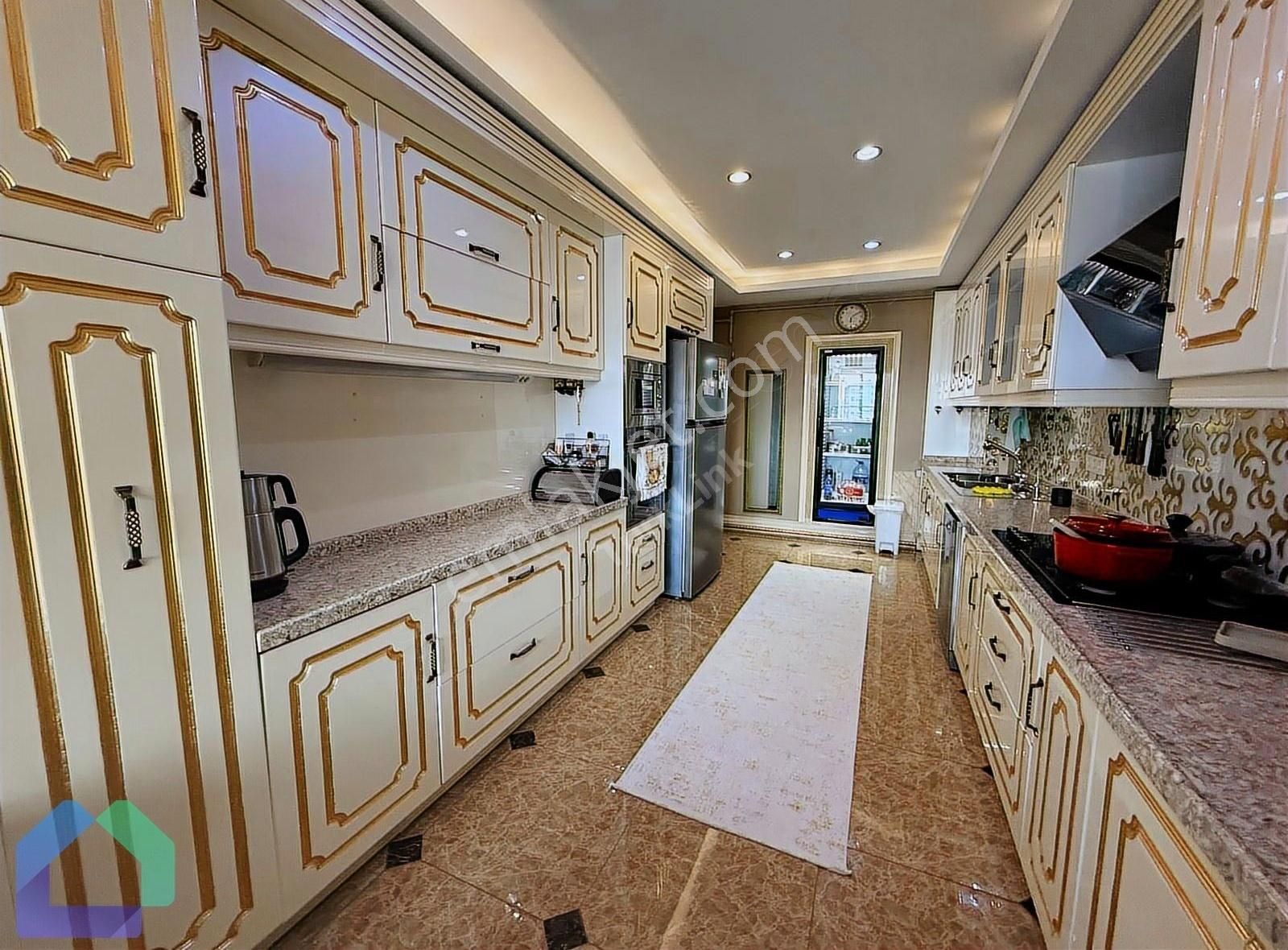 Beylikdüzünde 420 M² Villa Konforunda 4+2 Lüks Dubleks - Görsel 27