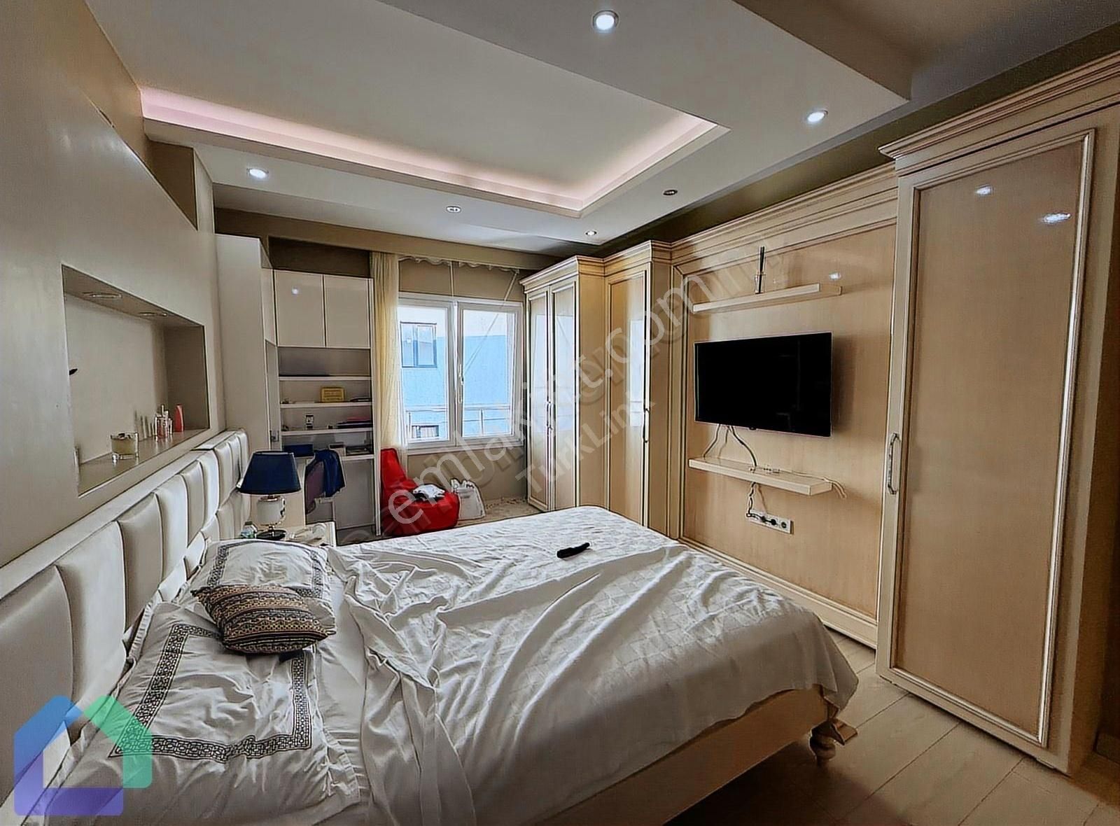 Beylikdüzünde 420 M² Villa Konforunda 4+2 Lüks Dubleks - Görsel 5