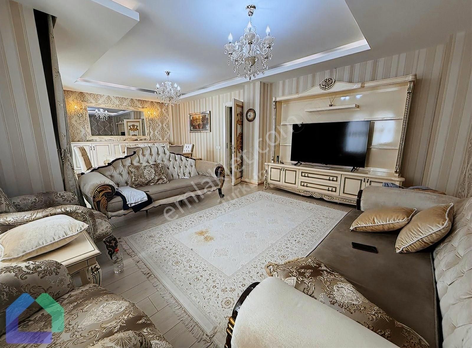 Beylikdüzünde 420 M² Villa Konforunda 4+2 Lüks Dubleks - Görsel 2