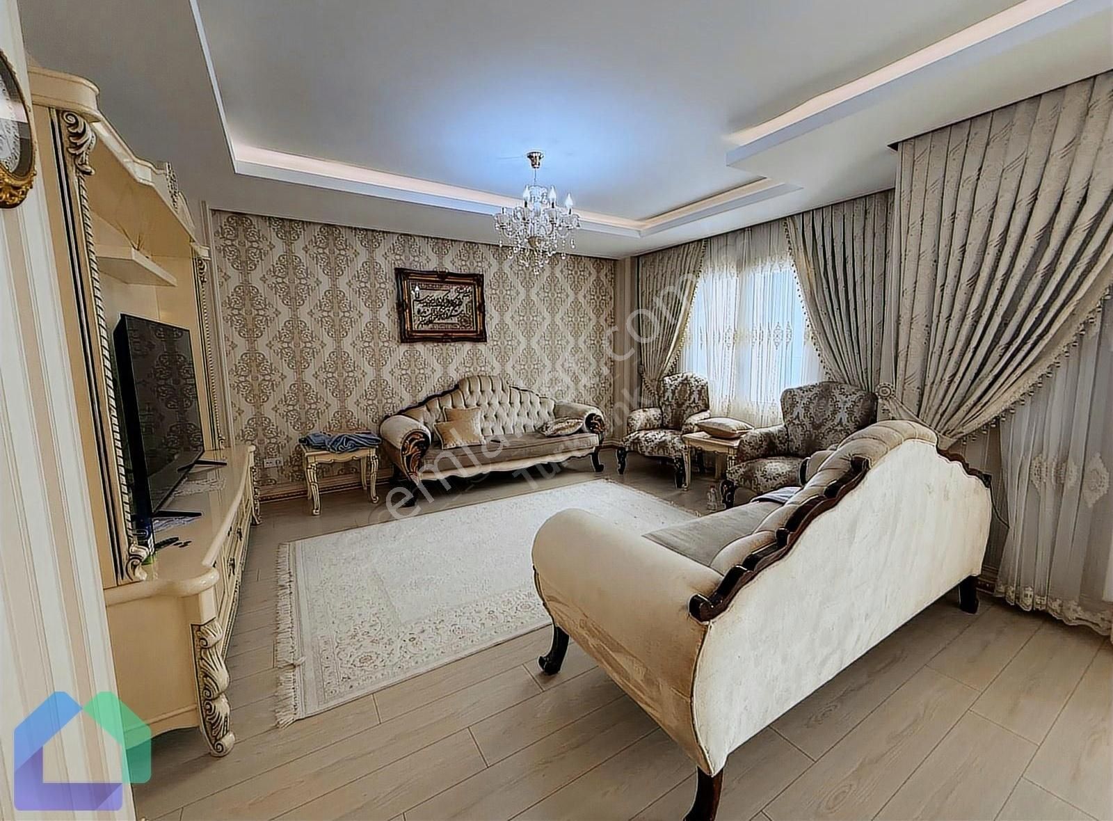Beylikdüzünde 420 M² Villa Konforunda 4+2 Lüks Dubleks - Görsel 18