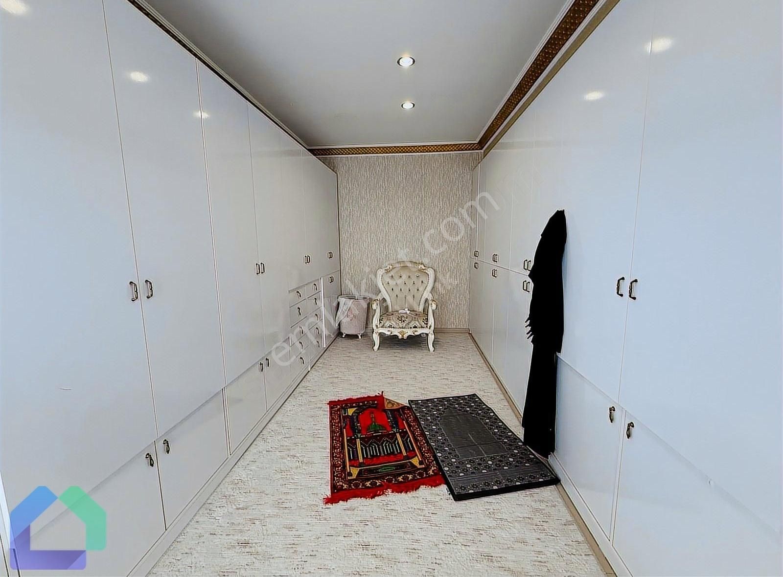 Beylikdüzünde 420 M² Villa Konforunda 4+2 Lüks Dubleks - Görsel 24