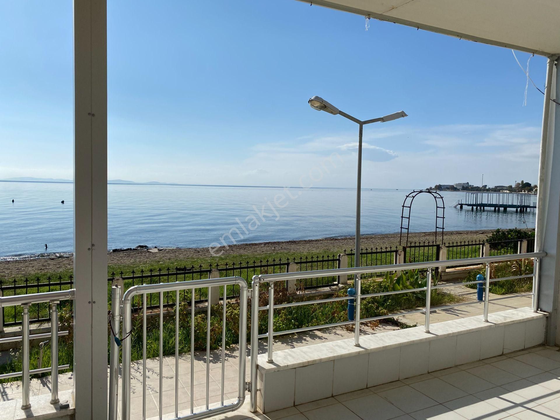 Altınoluk İlkbahar'dan Denize Sıfır 4+2 Müstakil Villa - Görsel 14