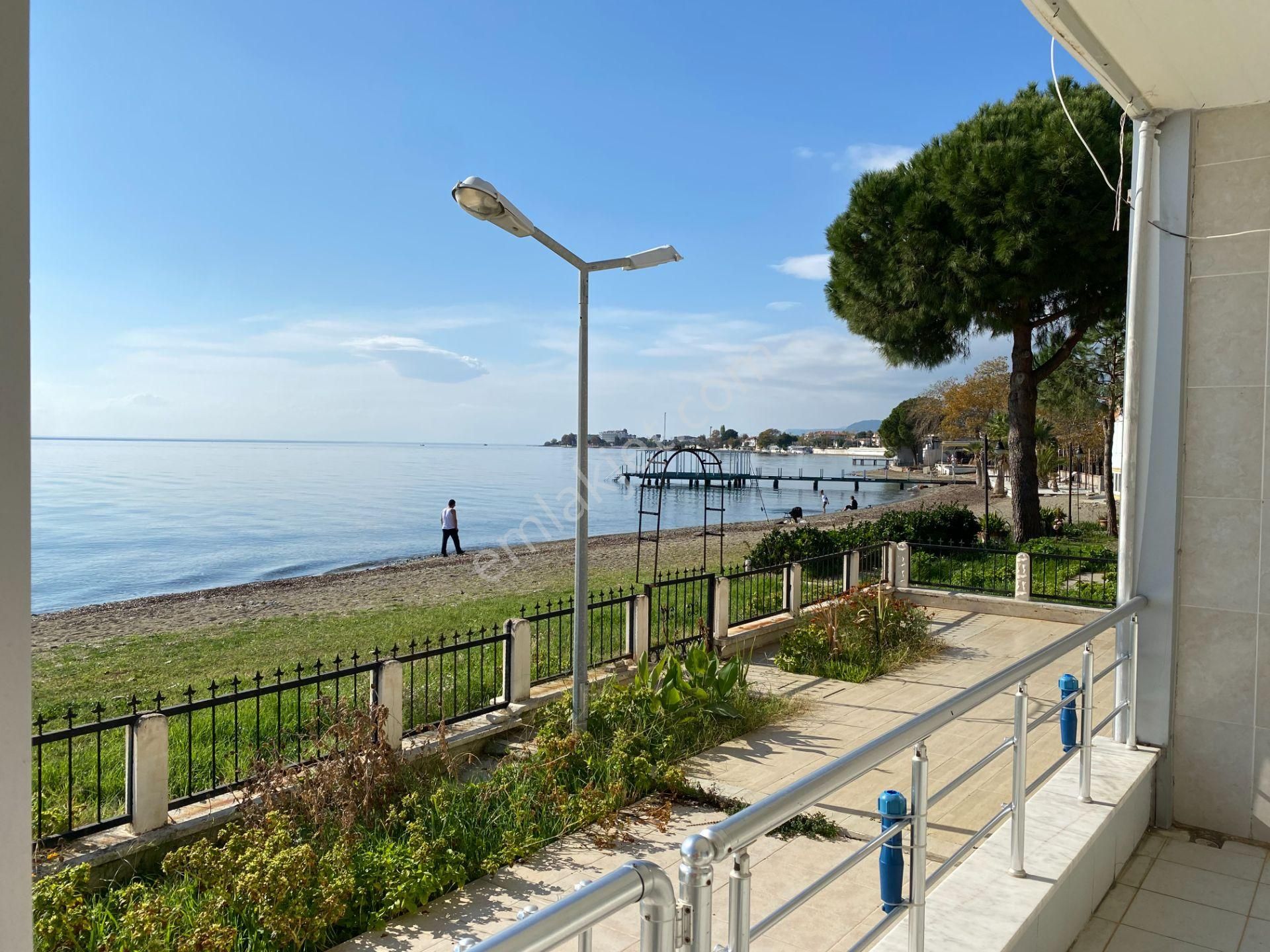 Altınoluk İlkbahar'dan Denize Sıfır 4+2 Müstakil Villa - Görsel 17