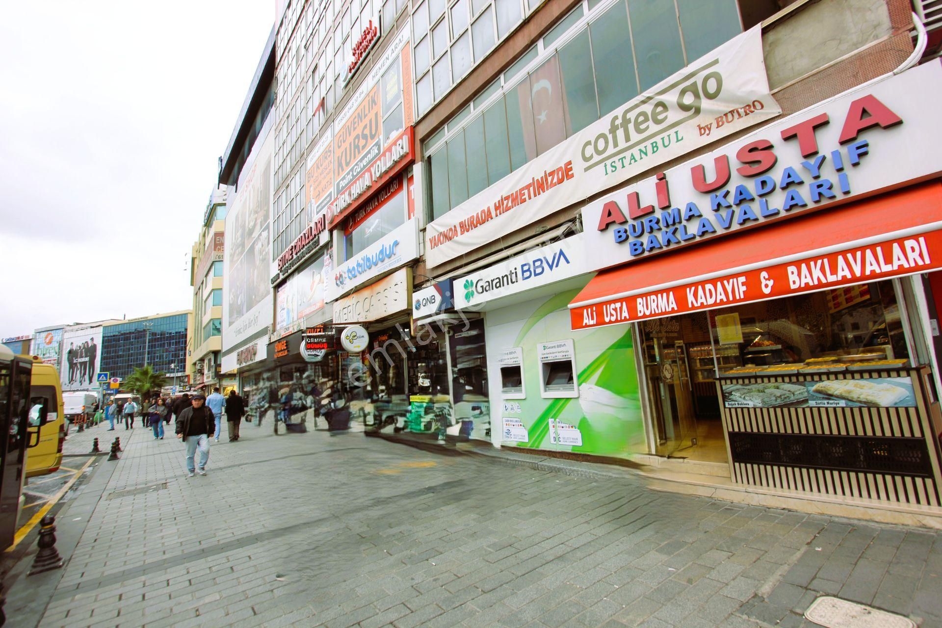 Gaziosmanpaşa Meydan'da Yatırımlık Satılık Dükkan - Görsel 22