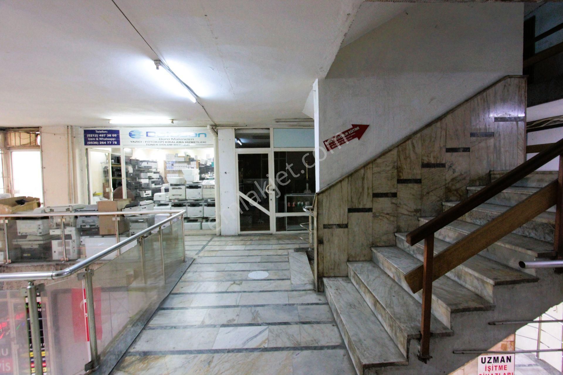 Gaziosmanpaşa Meydan'da Yatırımlık Satılık Dükkan - Görsel 15