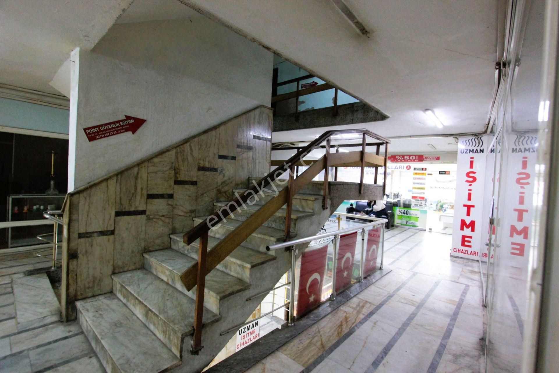 Gaziosmanpaşa Meydan'da Yatırımlık Satılık Dükkan - Görsel 16