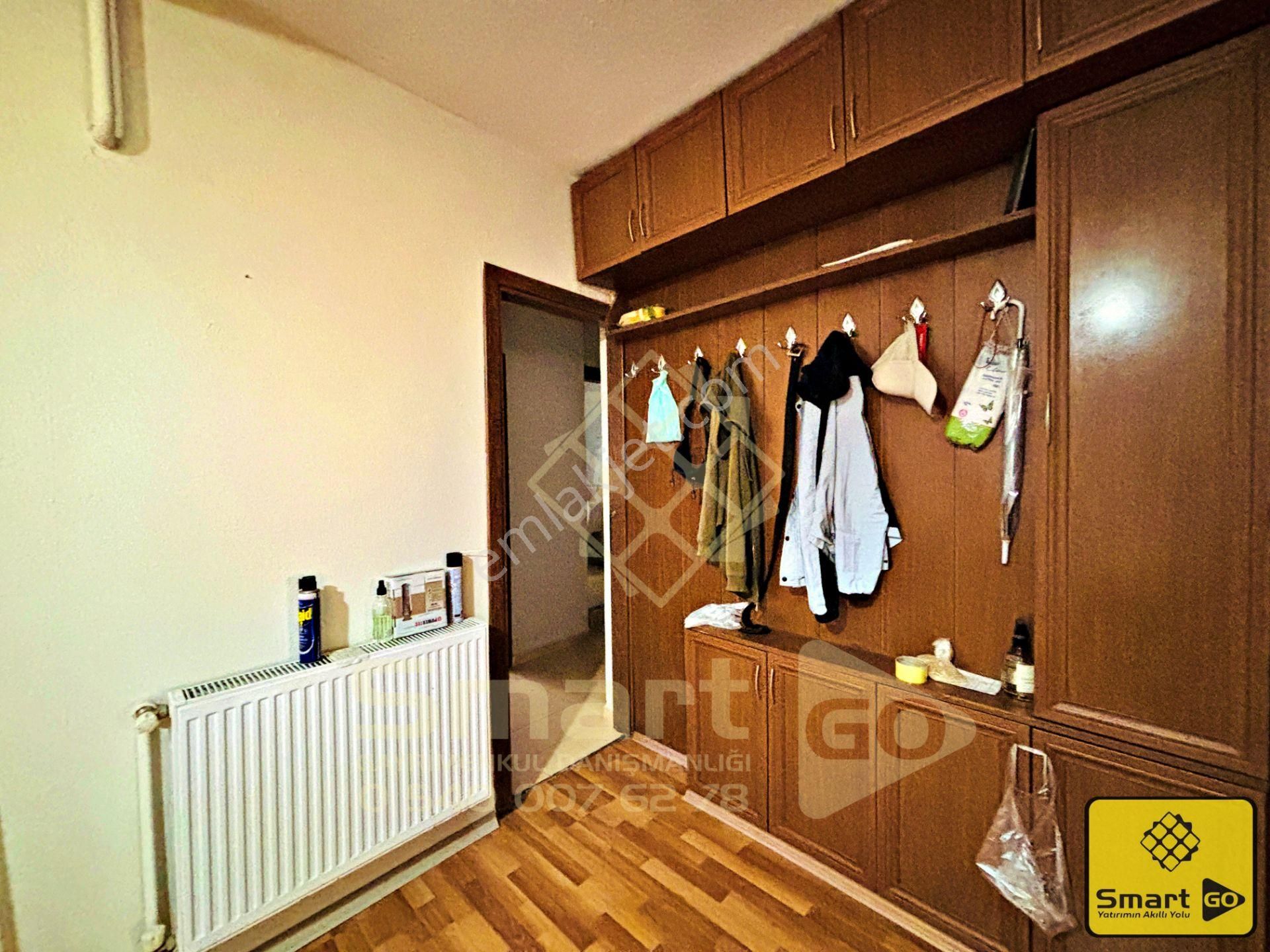 İhsaniye'de Cadde Üzeri Komple Satılık Bina - Görsel 29