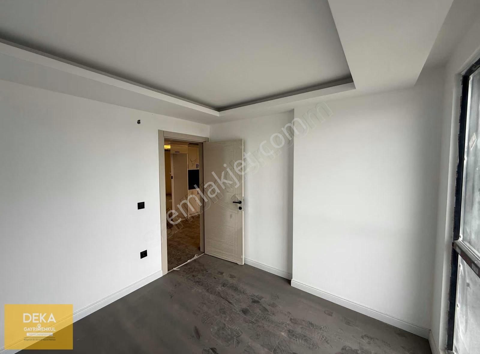 Deka Gayrimenkul'den Körfez Mah. Havuzlu Sitede Satılık 1+1 - Görsel 18