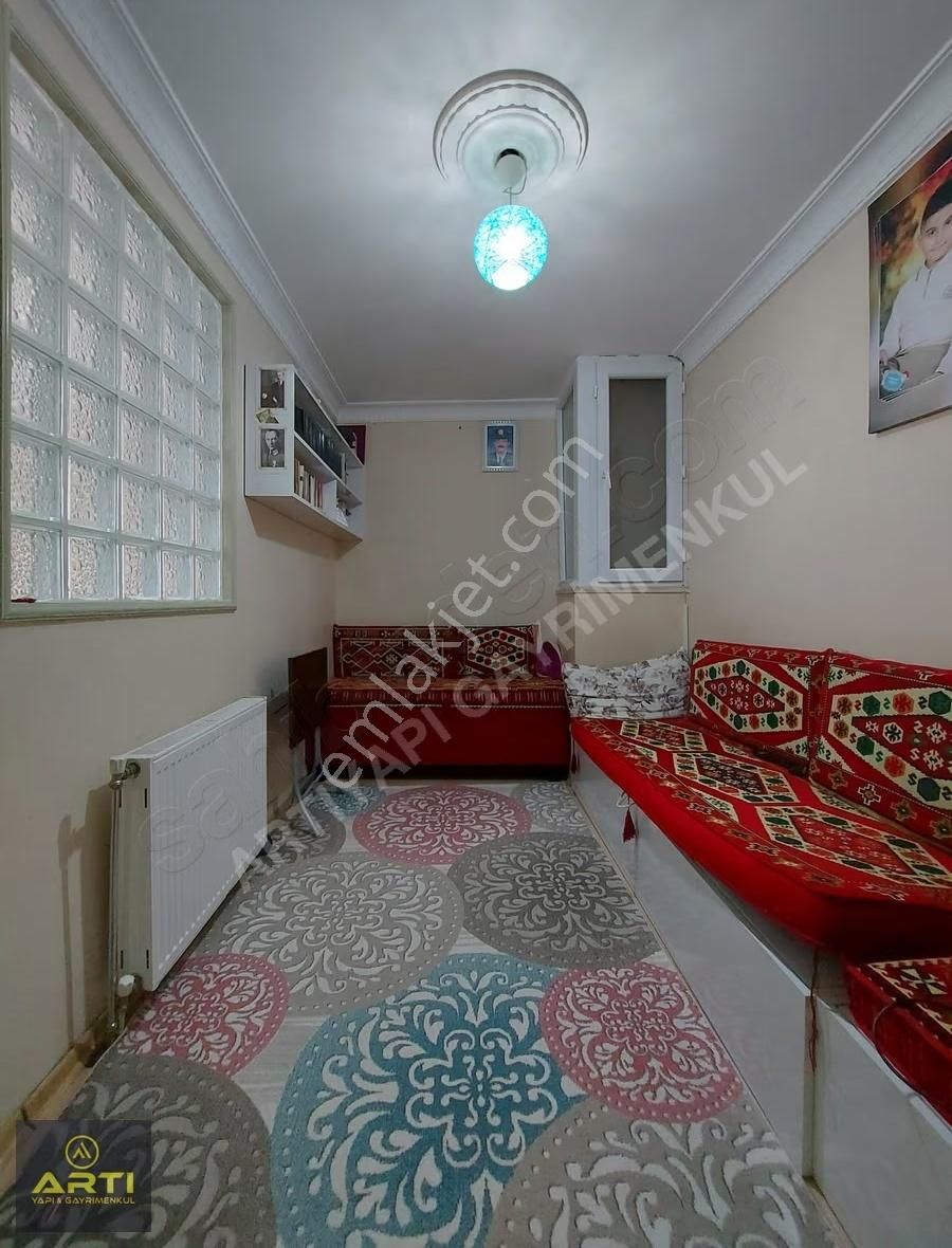 Bahçesehirin Ve Yeni Metro Projesinin Dibinde Satılık Arakat... - Görsel 4