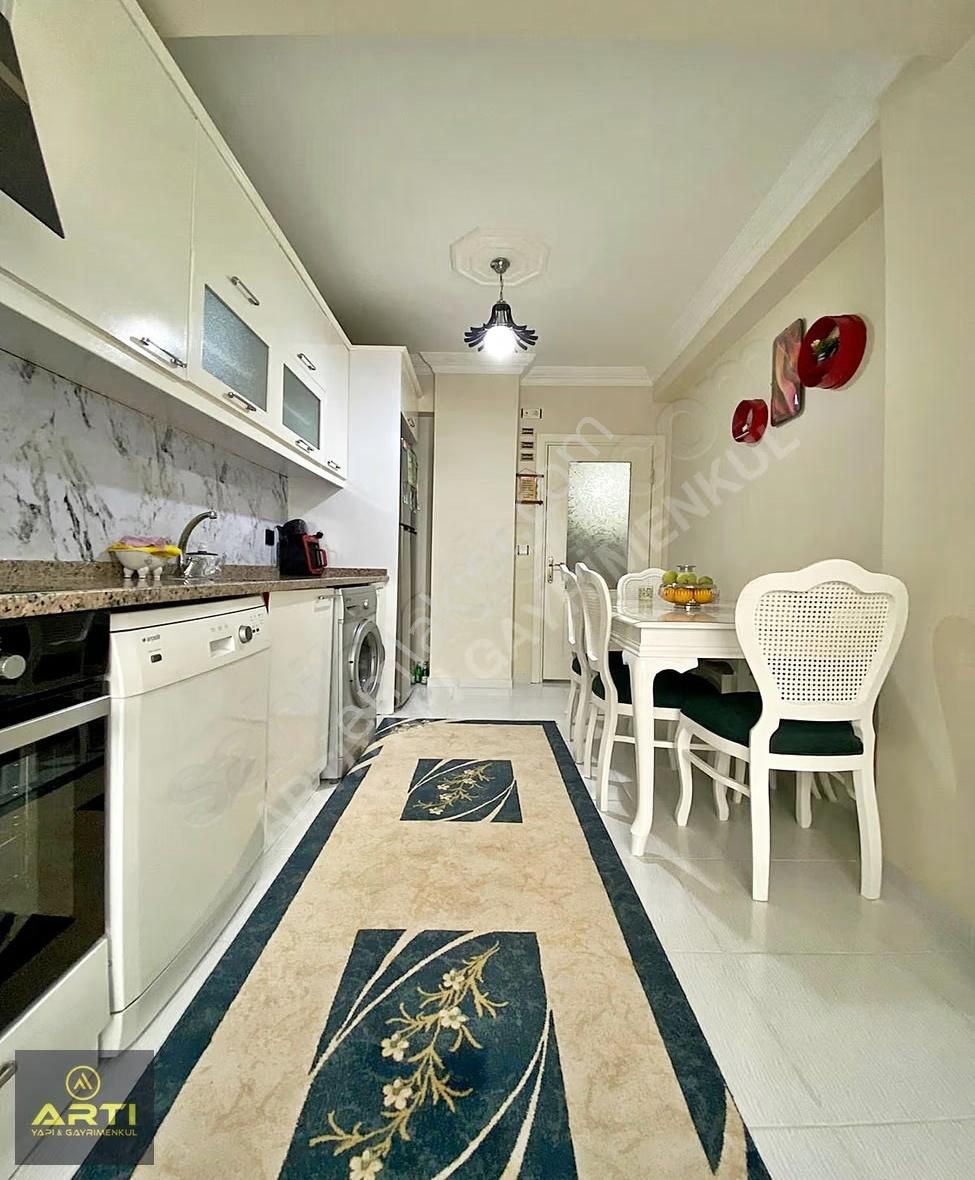 Avcılar Da Metrobüs Ve Üniversite Yanı Satılık 4+2 Dubleks Daire - Görsel 20