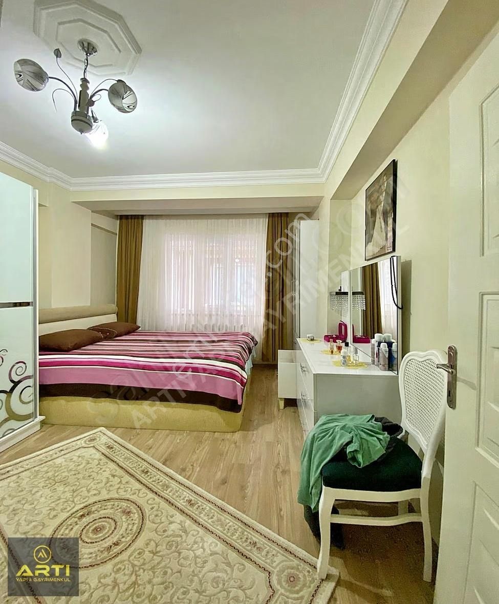 Avcılar Da Metrobüs Ve Üniversite Yanı Satılık 4+2 Dubleks Daire - Görsel 5