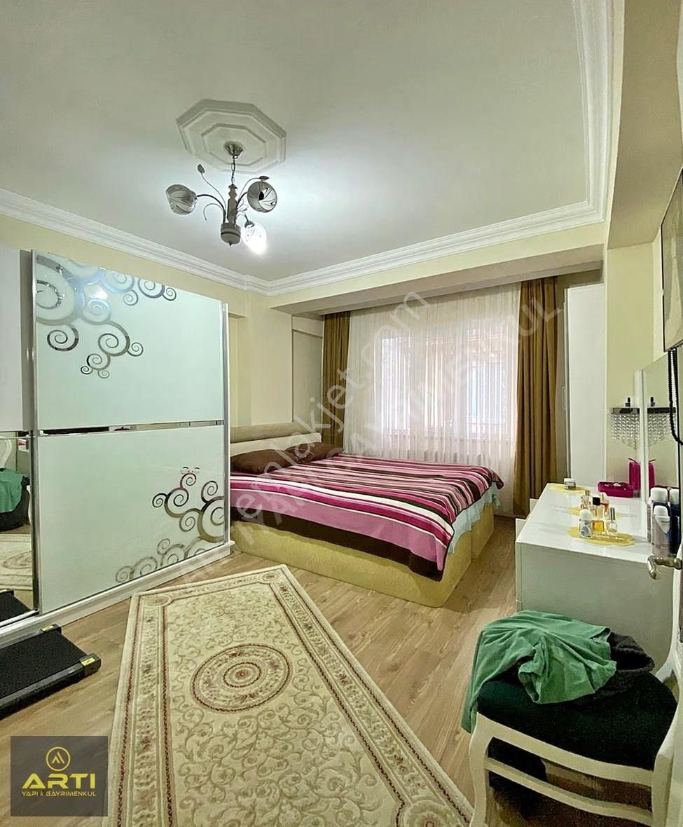 Avcılar Da Metrobüs Ve Üniversite Yanı Satılık 4+2 Dubleks Daire - Görsel 23