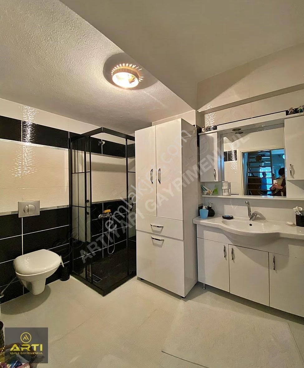 Avcılar Da Metrobüs Ve Üniversite Yanı Satılık 4+2 Dubleks Daire - Görsel 29