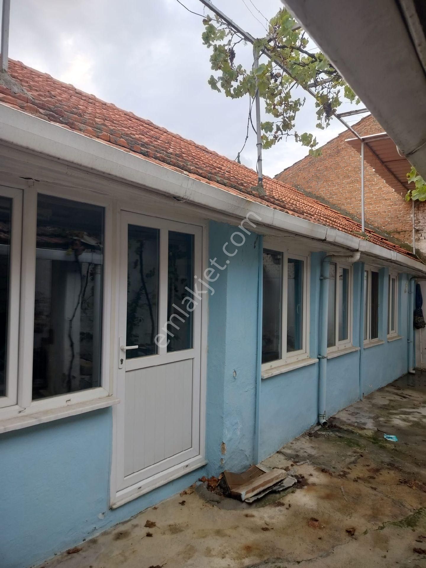 Aydın İncirliova Kurtuluş Mah. Satılık Müstakil Ev - Görsel 2