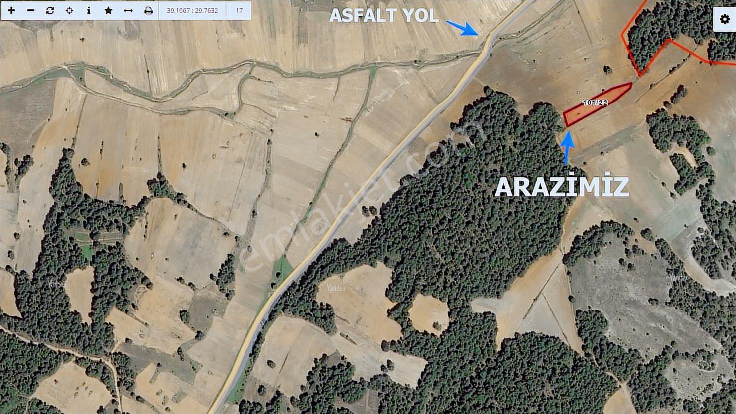 Kütahya Aslanapa 'da 1.800 M2 Asfalt Yol Kenarı Dümdüz Arazi - Görsel 5