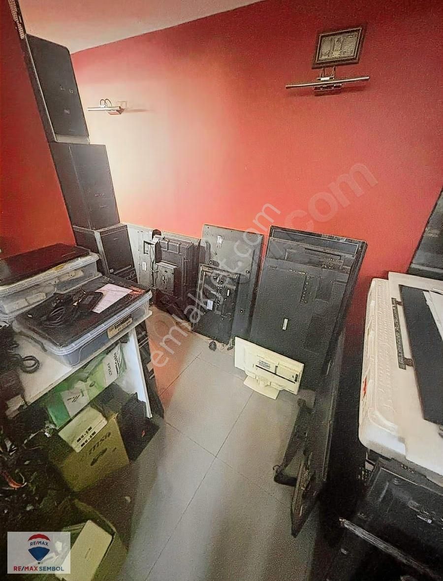 Balçova'da Merkezi Konumda 51 M2 Satılık Dükkan - Görsel 7