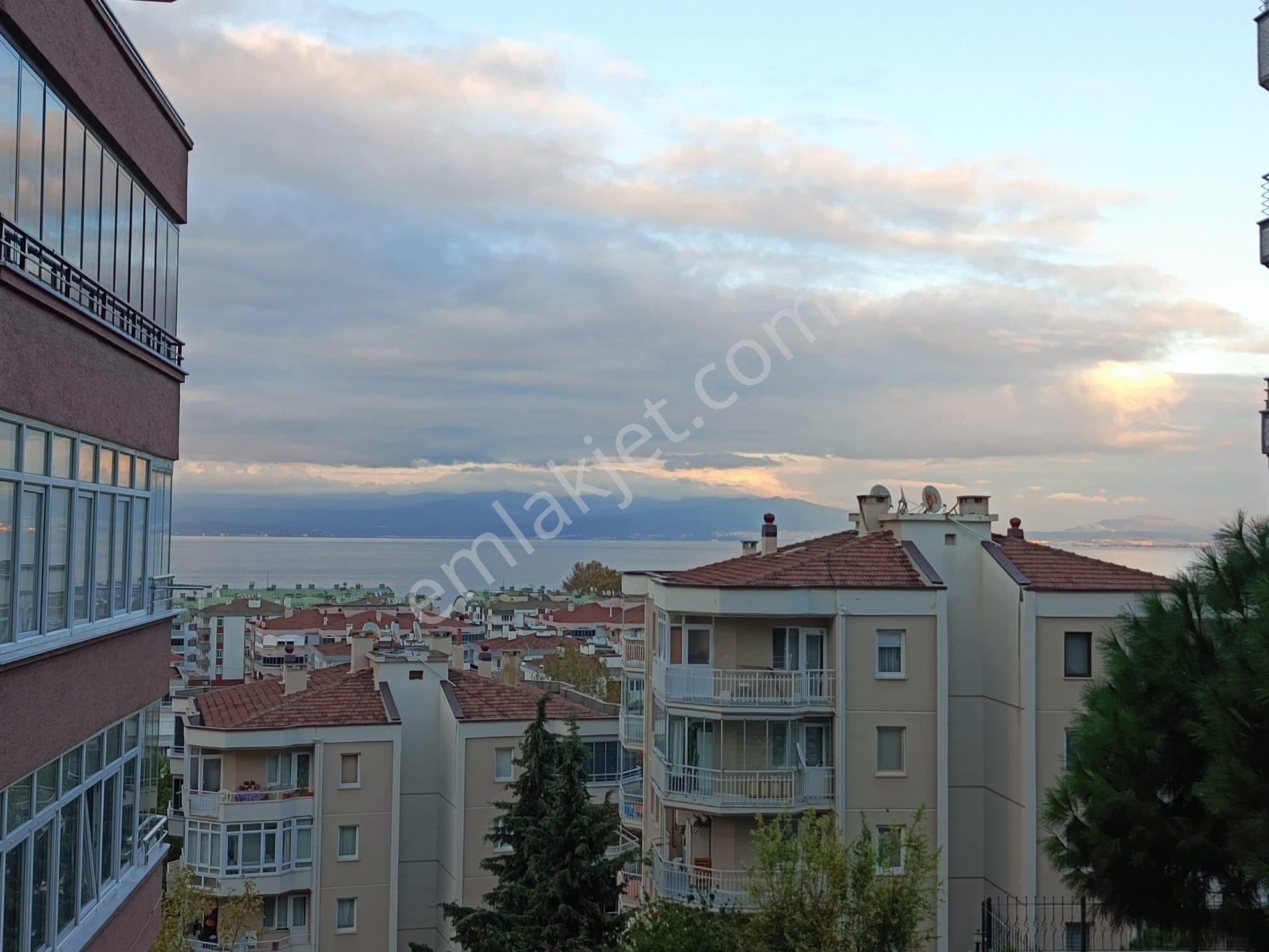 Bursa Mudanya Siteler Mah.de Satılık Daire Merkez 3+1 Ön Bahçe Giriş Arka 2.kat Deniz Görür Site İçi - Görsel 24
