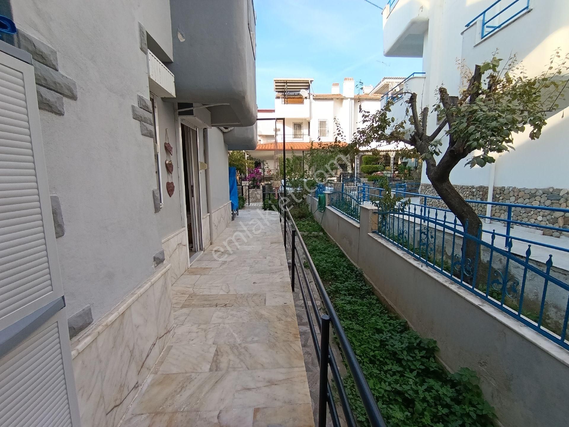 Karaova'da Yüzme Havuzlu Site İçinde 5+1 Satılık Villa - Görsel 6