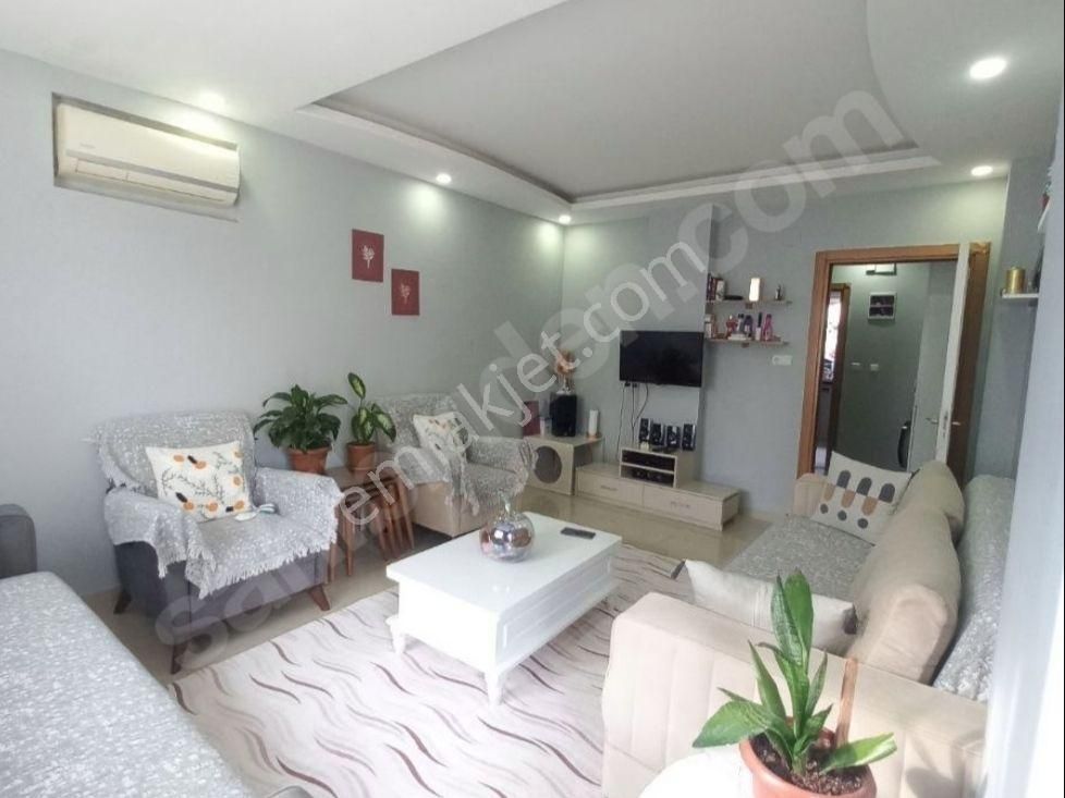 Yenidoğanda 2+1 K.mutfak Satılık Mustakil - Görsel 11