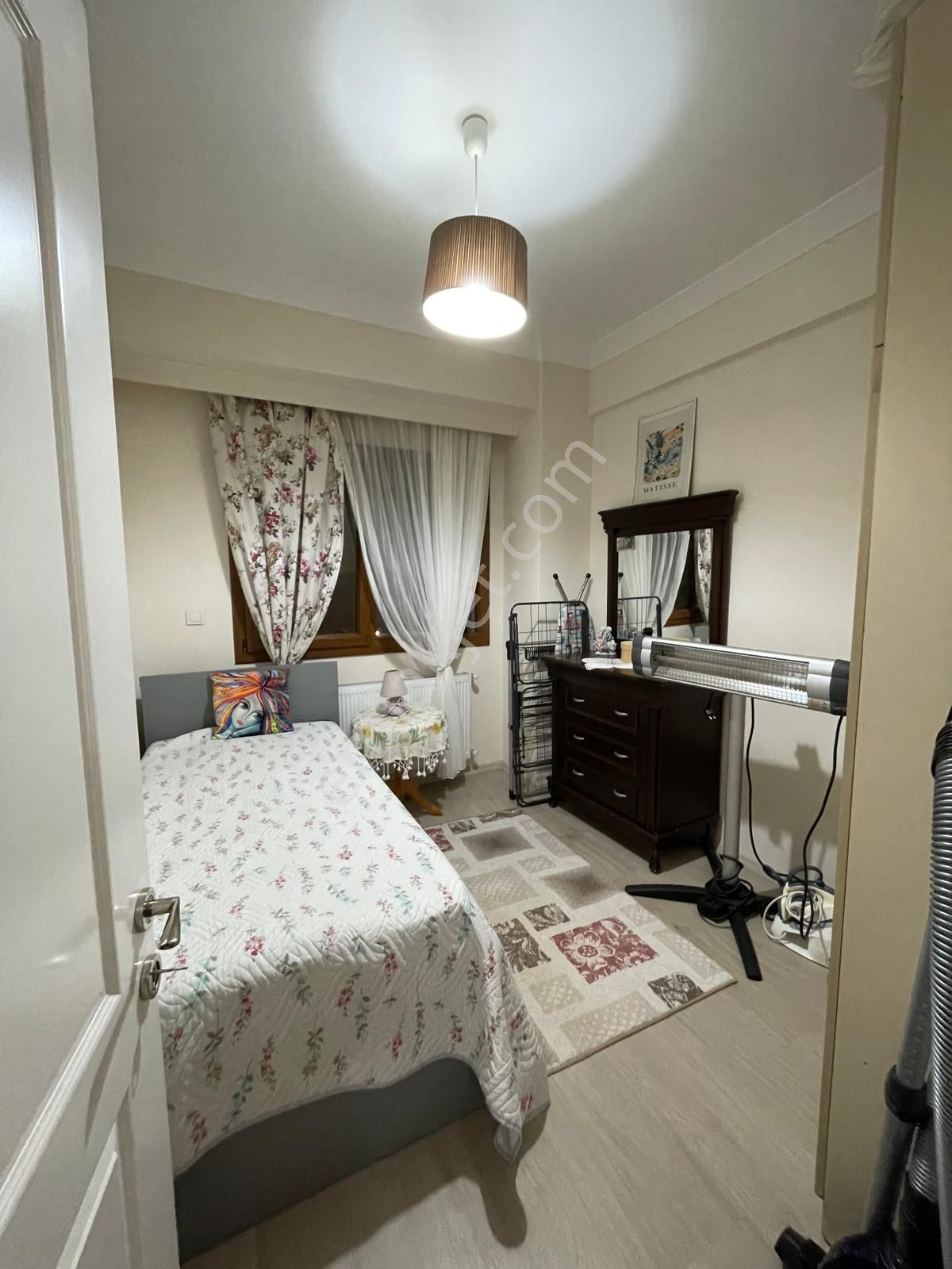 Seferihisar Çolakibrahimbeyde Site İçinde Satılık 2+1 Daire - Görsel 10