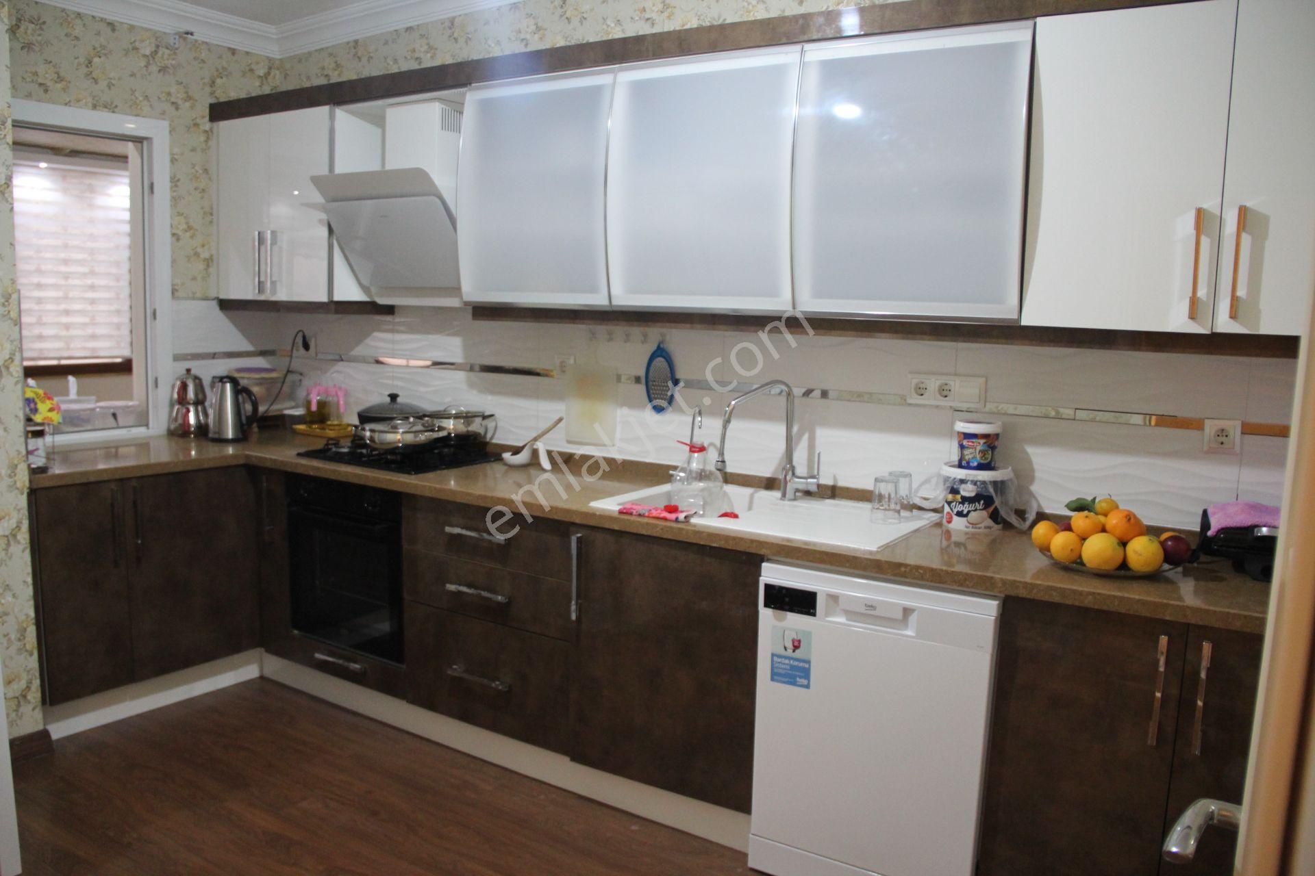 Didim'in En Büyük Dubleksi, Asansörlü 245 M2 4+1 Ayrı Mutfak - Görsel 4