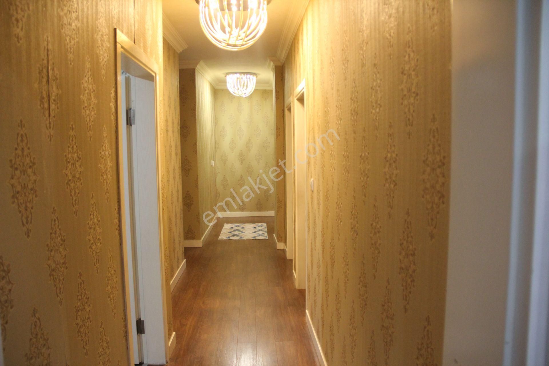 Didim'in En Büyük Dubleksi, Asansörlü 245 M2 4+1 Ayrı Mutfak - Görsel 13