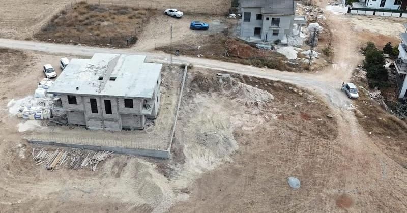 Tetik Emlak'dan Çarkıpare 499 Metre Köşe Başı Villa İmarlı Arsa - Görsel 2